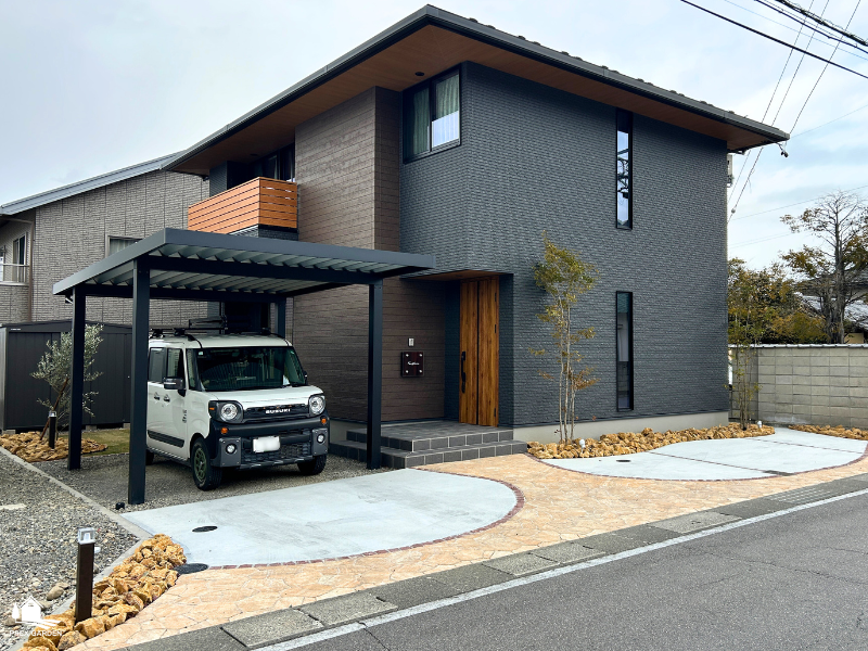 【施工事例集｜カーポート】松本市・塩尻市・安曇野市の施工例｜折板・ポリカ・片支持・特殊加工まで